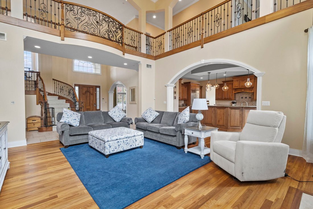 House in Mundelein, Illinois, United States 3 - 18197598