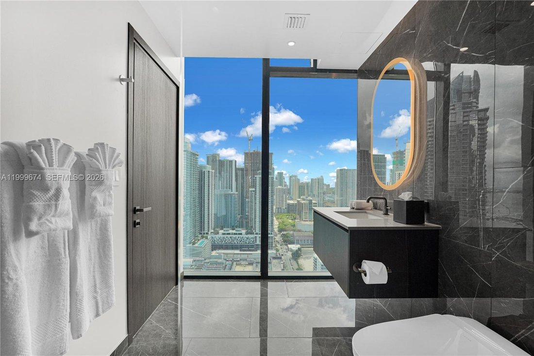 Condo in Miami, Florida, United States 2 - 18197780