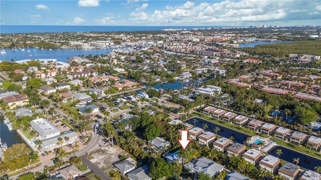 House in Naples, Florida, United States 3 - 17500005