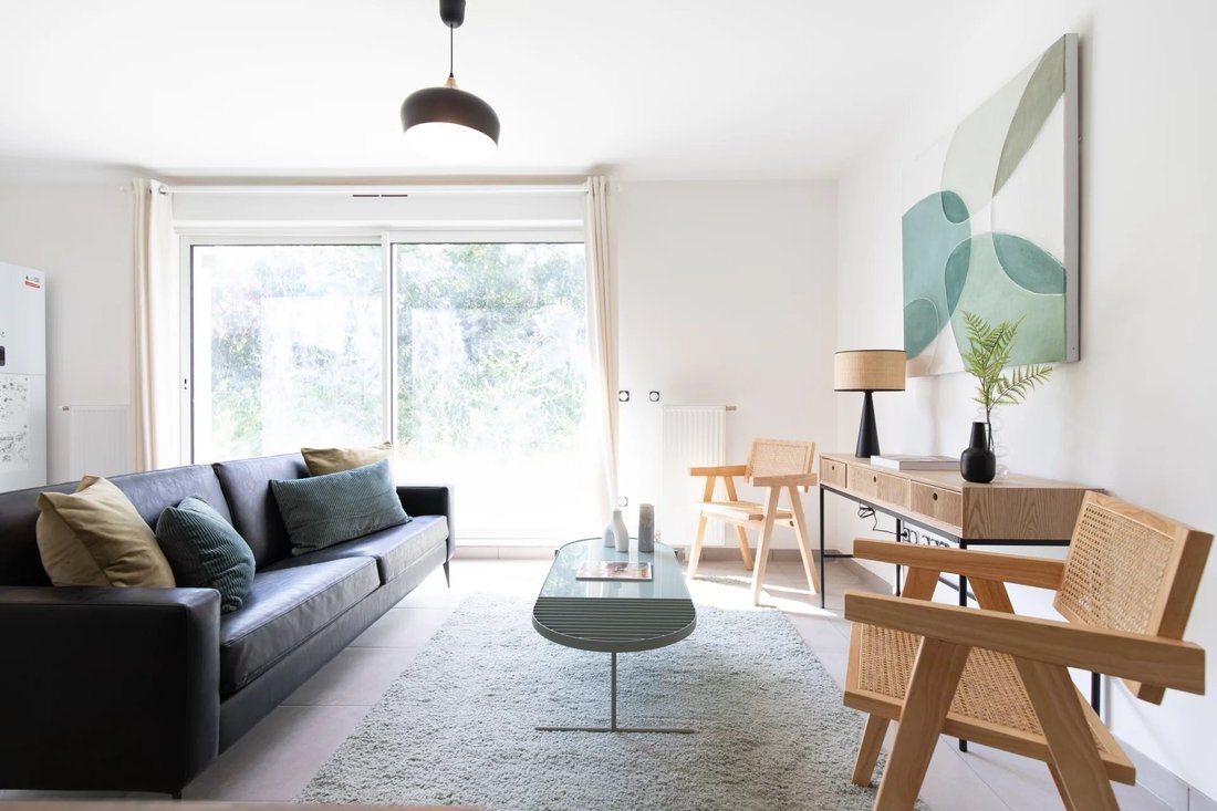 Apartment in Villejuif, Ile-de-France, France 1 - 18198135