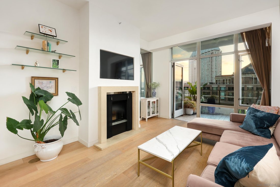 Condo in San Diego, California, United States 5 - 18197753