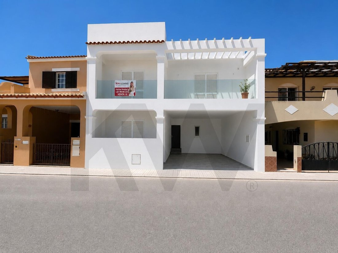 House in Mexilhoeira Grande, Algarve, Portugal 1 - 18197905