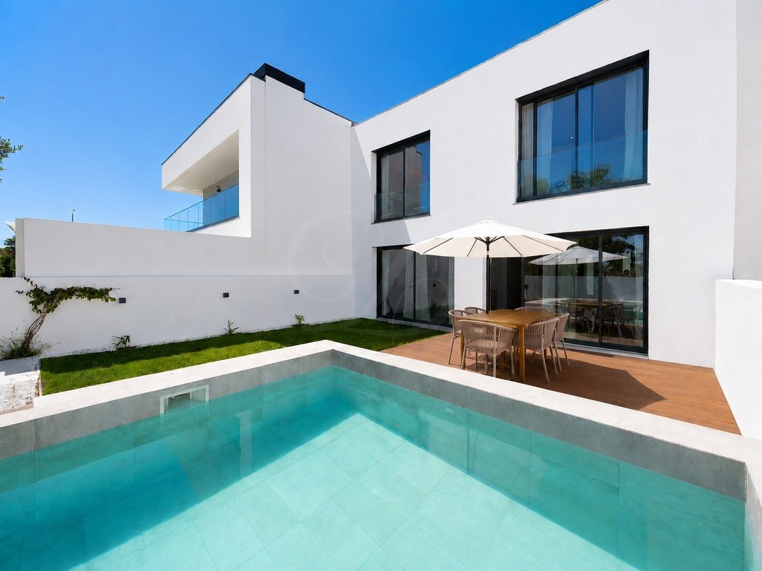 House in Rio de Mouro, Lisbon, Portugal 2 - 18198196
