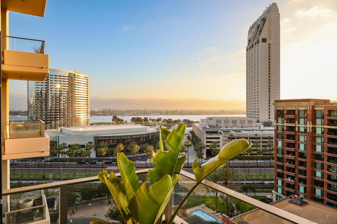 Condo in San Diego, California, United States 4 - 18197753