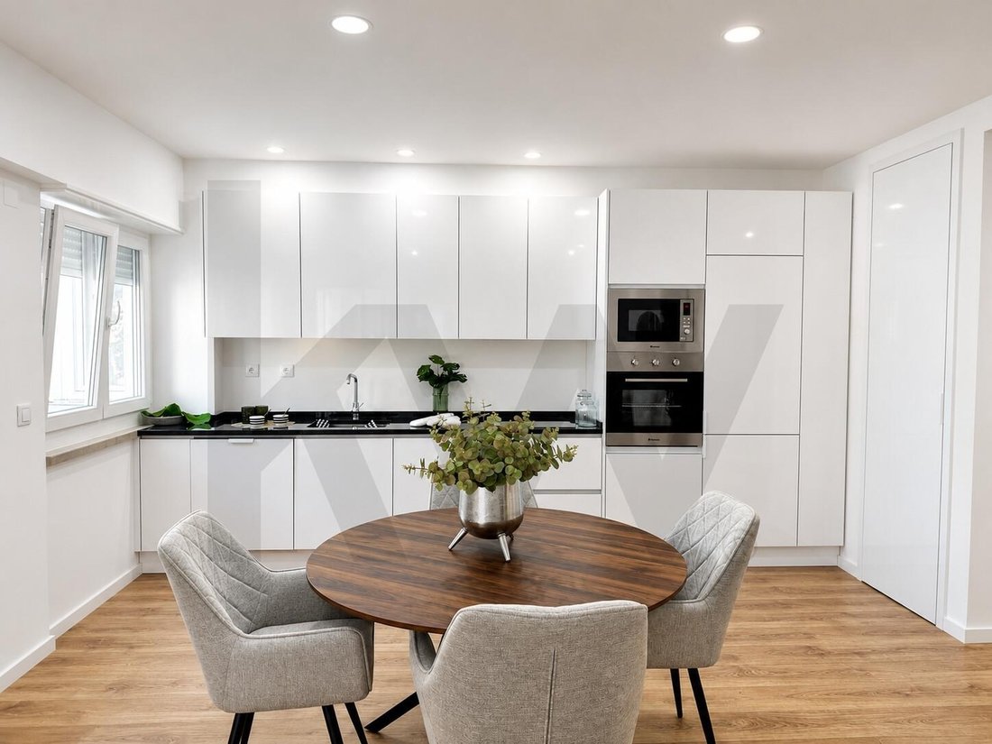 Apartment in Benfica, Lisbon, Portugal 2 - 17440911