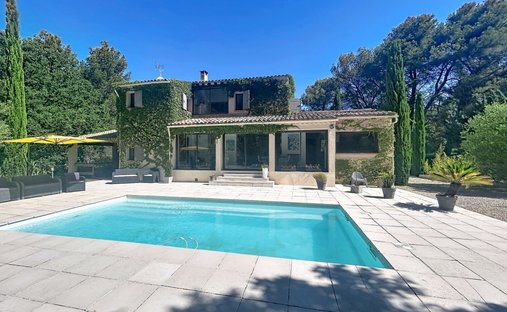 House in Puget, Provence-Alpes-Côte d'Azur, France 1