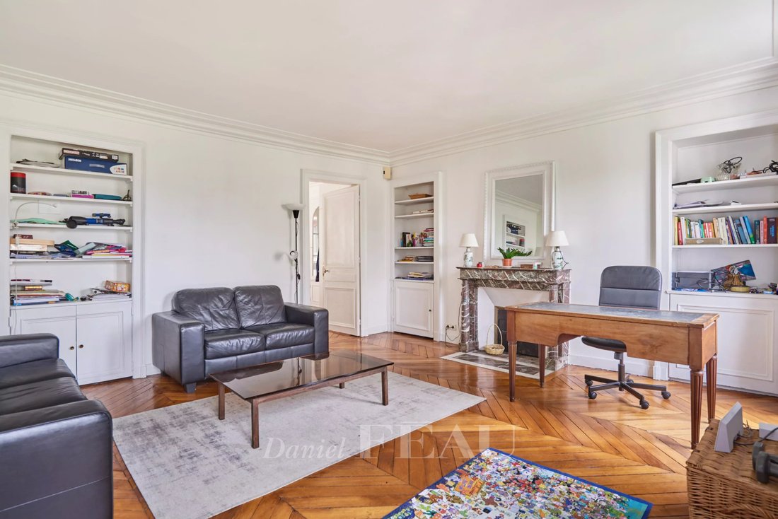 Apartment in Invalides, Paris 7e Arrondissement, Paris 3 - 18197482