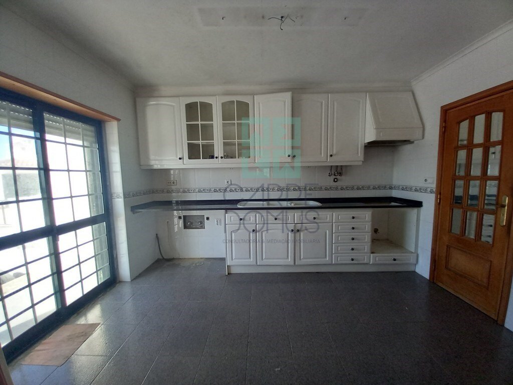 House in Santo Isidoro, Lisbon, Portugal 4 - 18198200