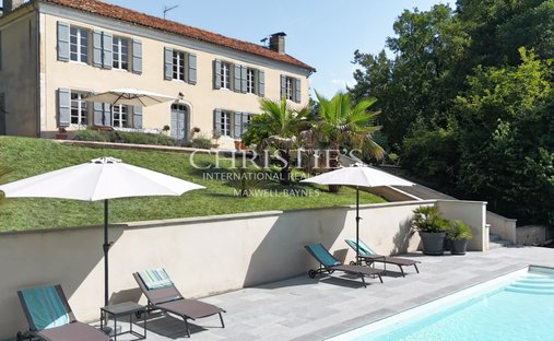 Domaine à Saint-Sever, Nouvelle-Aquitaine, France 1
