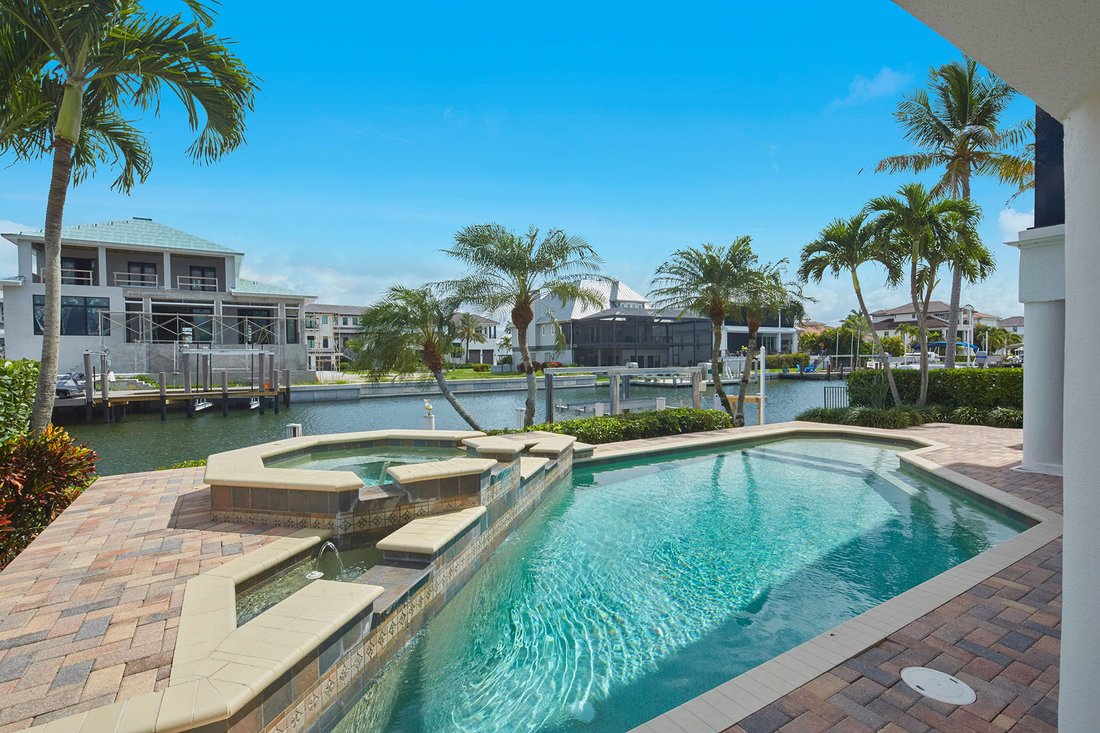 Casa en Naples, Florida, Estados Unidos 3 - 18198028