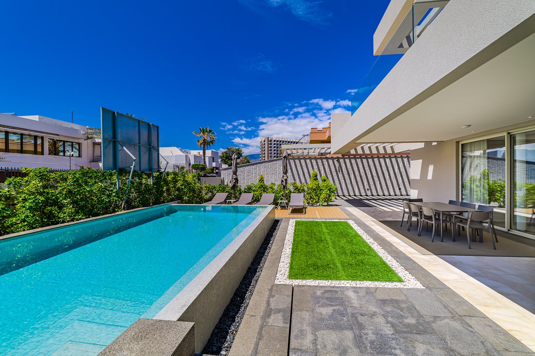 House in Playa de las Americas, Canary Islands, Spain 3 - 18197476