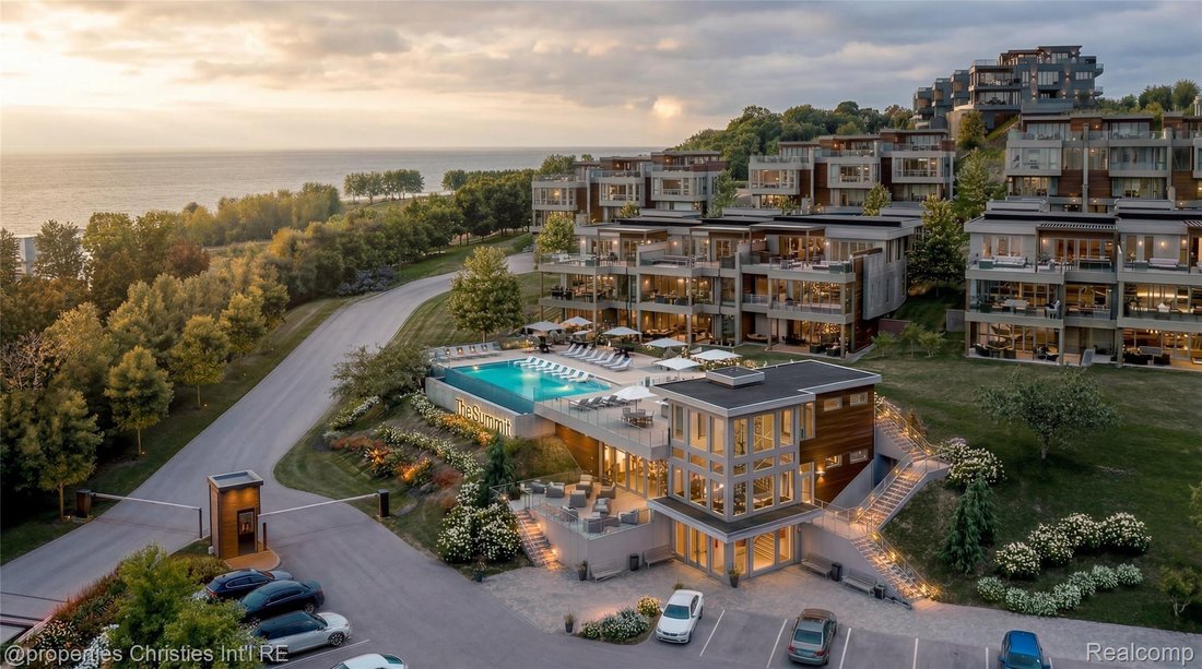 Condo in Petoskey, Michigan, United States 1 - 18156934