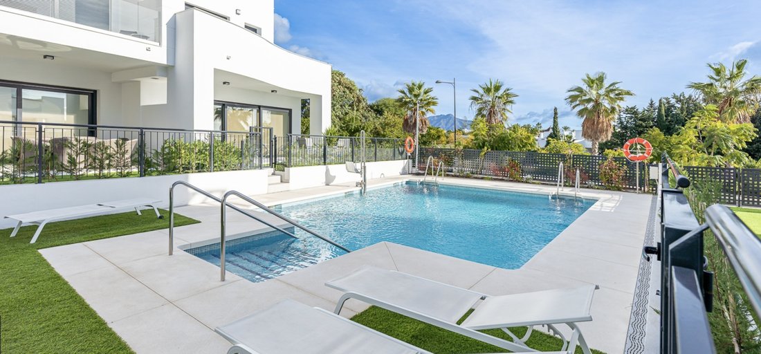 Townhouse in Bel-Air, Estepona, Andalusia 1 - 17893928