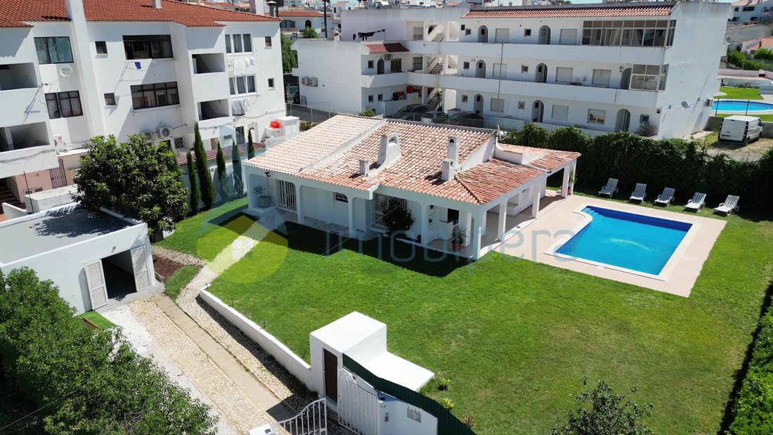 House in Olhos de Agua, Algarve, Portugal 3 - 18198173
