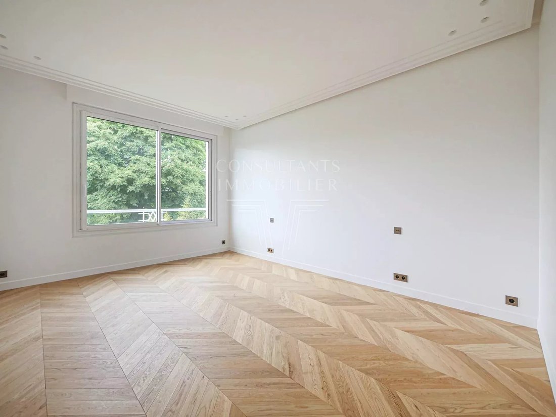 Apartment in Bois de Boulogne, Paris 16e Arrondissement, Paris 4 - 18198057