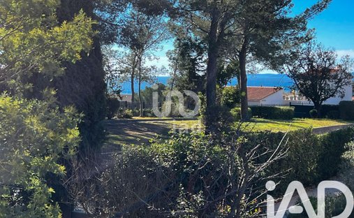 House in Boulouris, Saint-Raphaël, France 1