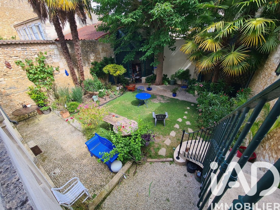 House in Centre Ville Nord, Rochefort, France 4 - 17483565