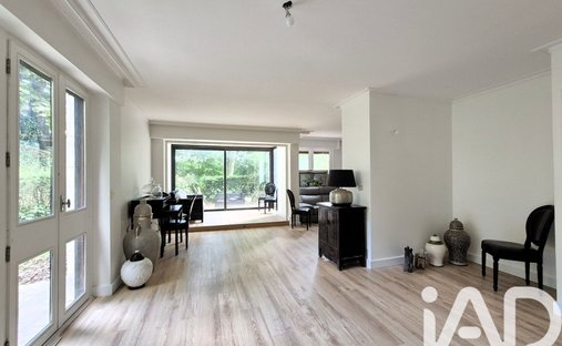 Apartment in Jouy Centre-Petit Jouy, Jouy-en-Josas, France 1