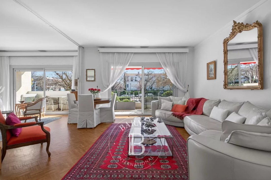 Apartment in Périer, 8e Arrondissement, Marseille 4 - 18198079