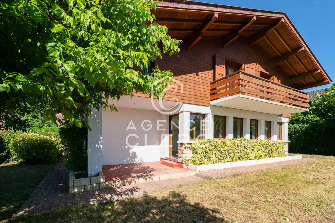 Villa in Veyrier-du-Lac, Auvergne-Rhône-Alpes, France 3 - 18197633