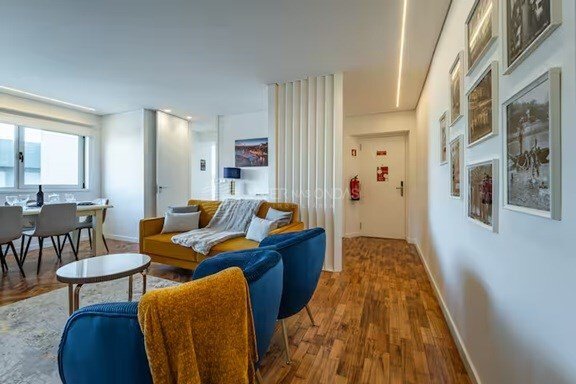 Apartment in Cedofeita, Santo Ildefonso, Se, Miragaia, Sao Nicolau e Vitoria, Porto District, Portugal 3 - 18198214