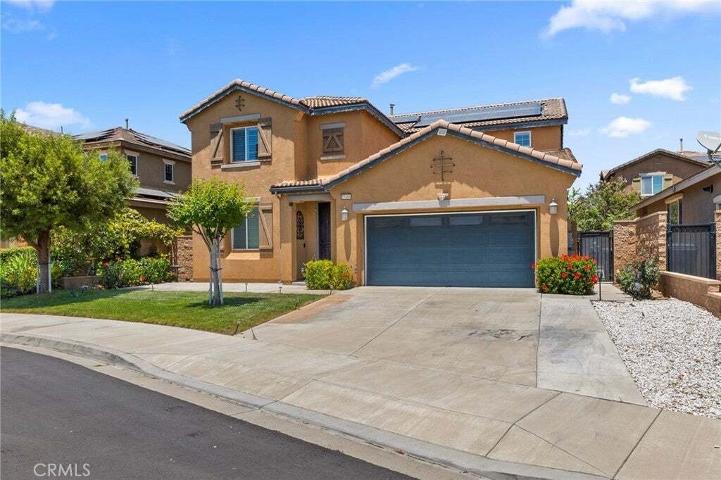 Maison à Fontana, Californie, États-Unis 2 - 18197725
