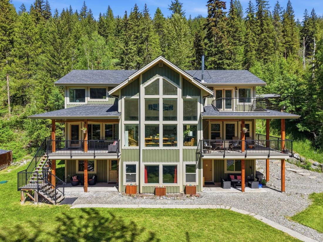 House in Whitecroft, British Columbia, Canada 5 - 18197851