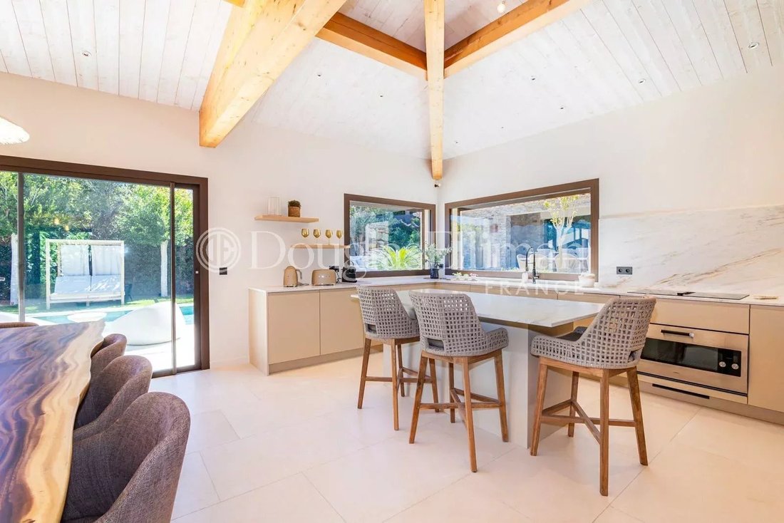 Villa in Zone Est Diffuse, Saint-Tropez, France 5 - 18197520
