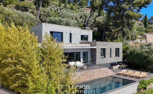 Villa in Le Faron-Fort-Rouge, Toulon, France 1