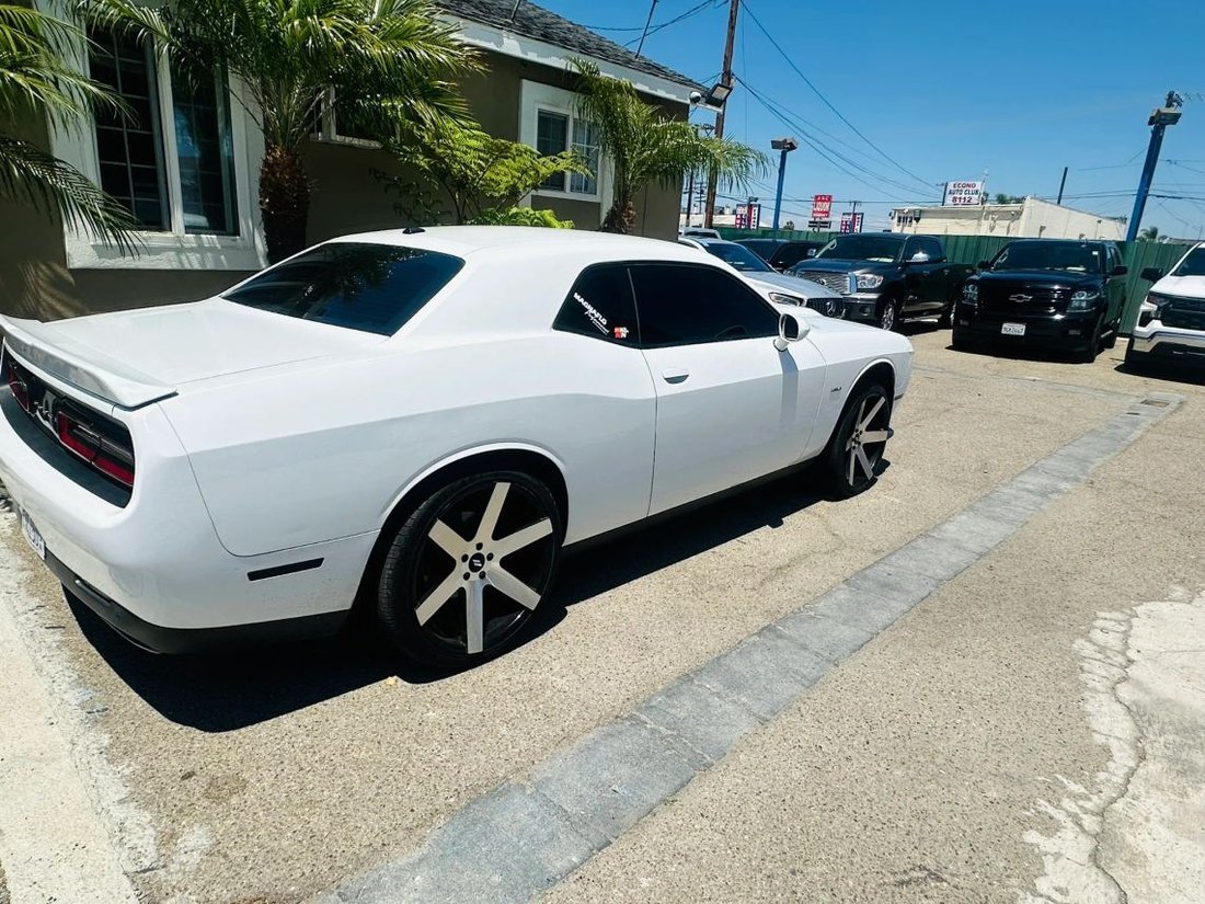 Coupe in Midway City, CA, United States 5 - 18198571