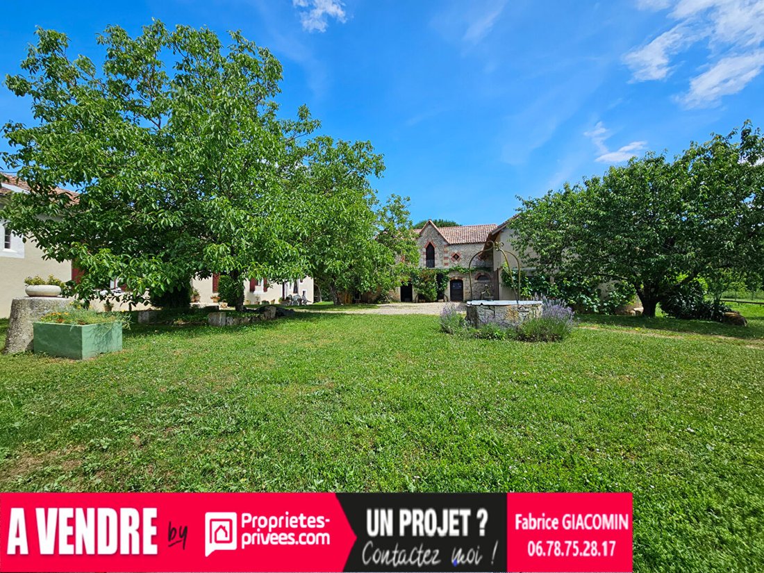 Villa in Astaffort, Nouvelle-Aquitaine, France 1 - 18198508