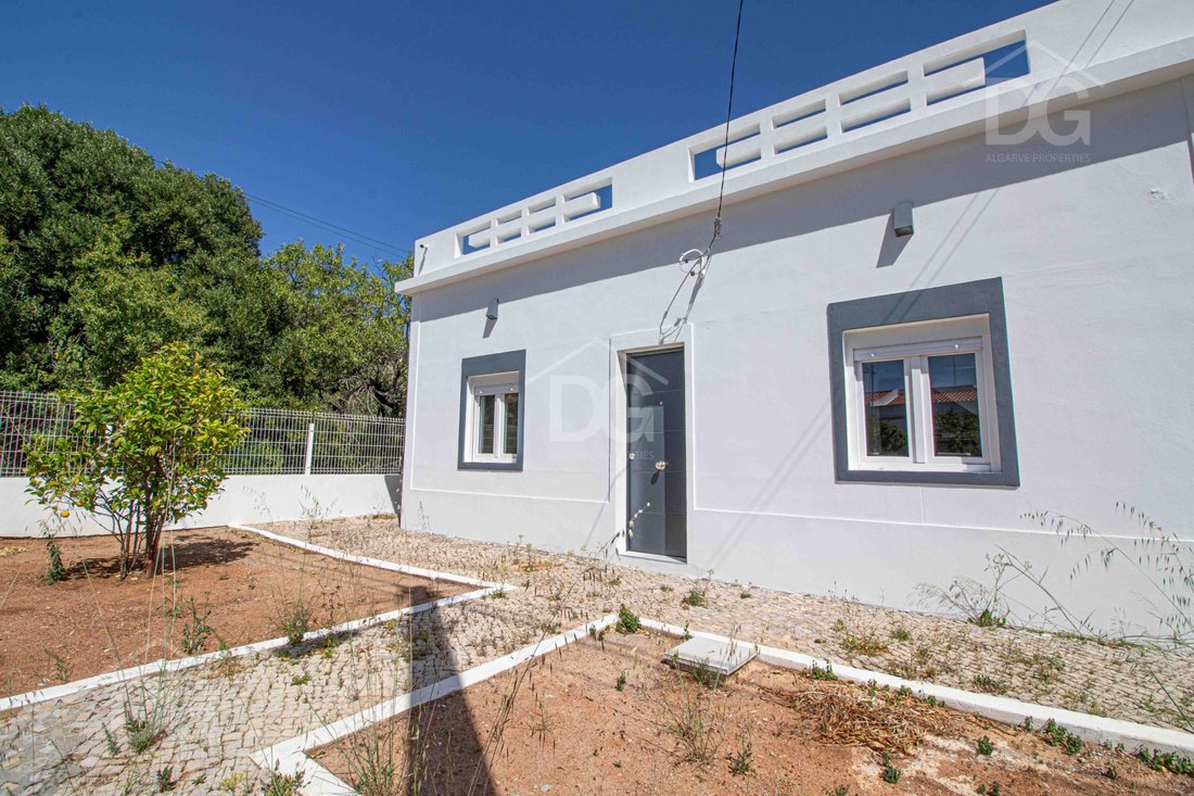 Villa in Loule (Sao Clemente), Algarve, Portugal 2 - 18198268