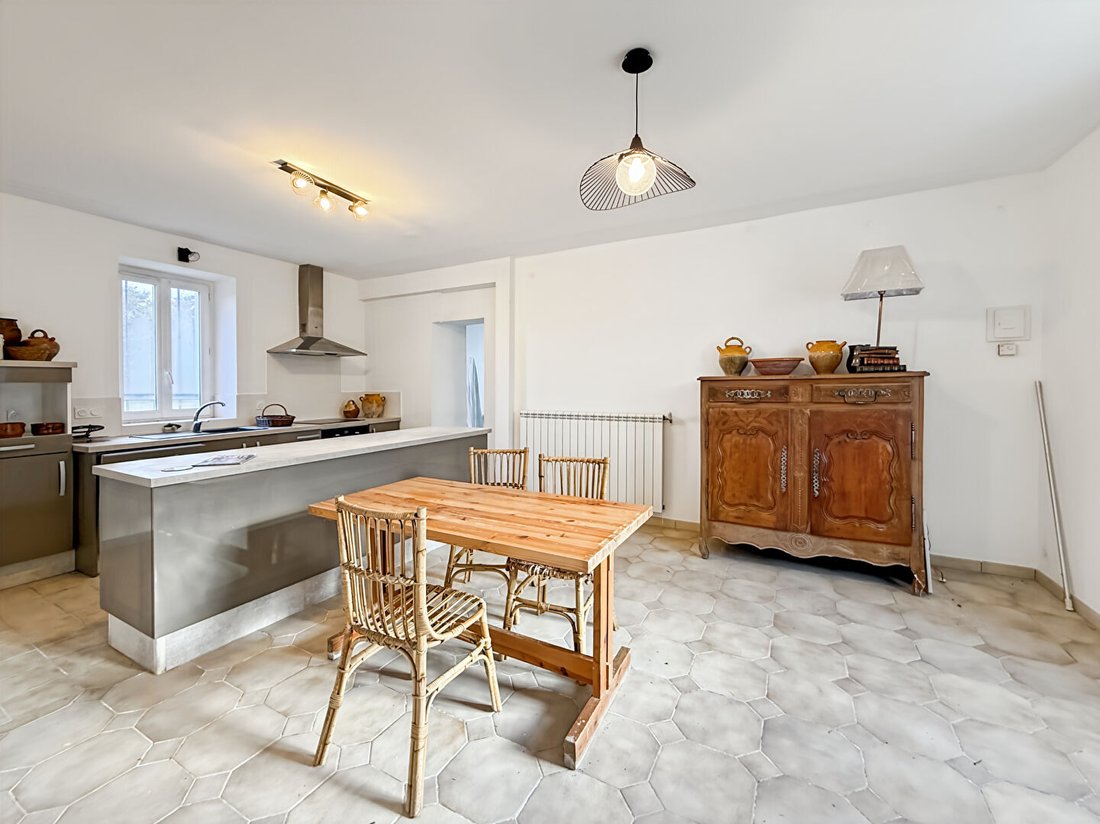 Villa in Eygalières, Provence-Alpes-Côte d'Azur, France 2 - 18198479