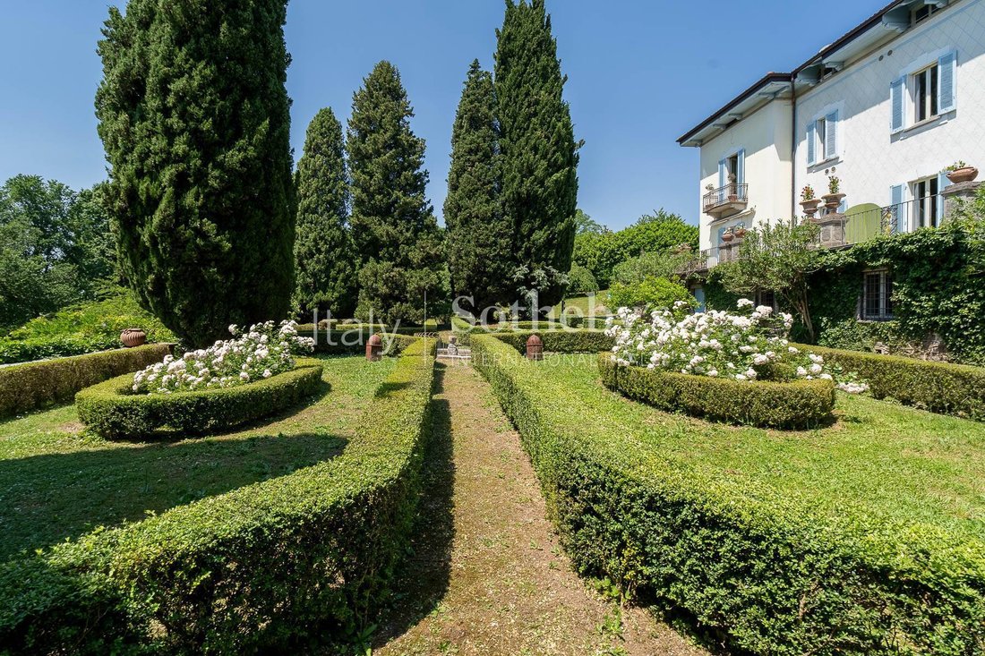House in Costa Masnaga, Lombardy, Italy 2 - 18198714