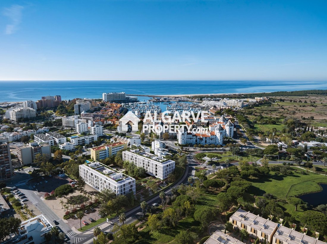 Apartment in Vilamoura, Quarteira, Algarve 1 - 18198894