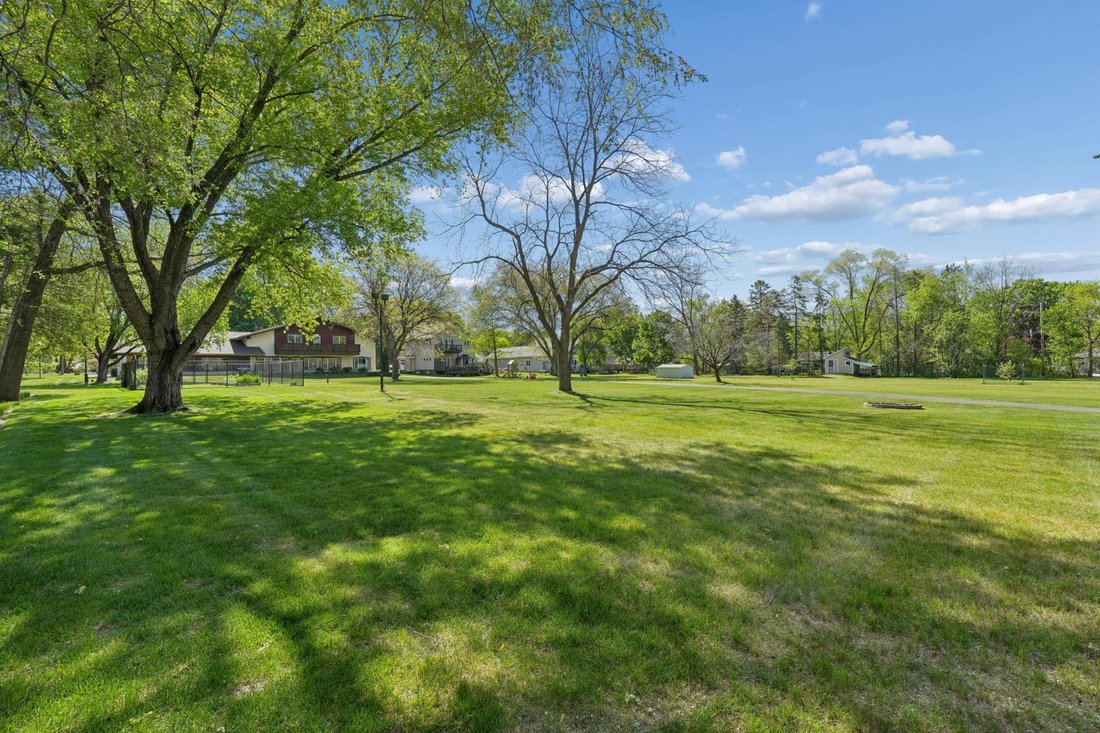 House in Arden Hills, Minnesota, United States 4 - 18198995