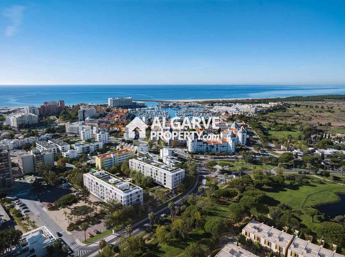 Apartment in Vilamoura, Quarteira, Algarve 1 - 16910859