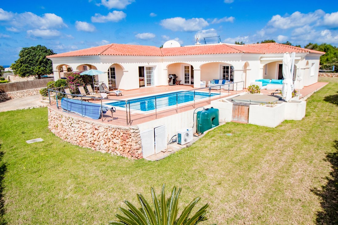 Villa in Maó / Mahón, Balearic Islands, Spain 2 - 18198946