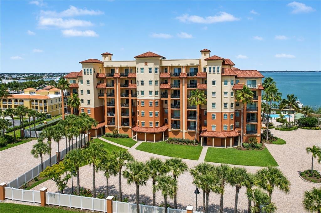 Condo in St. Pete Beach, Florida, United States 1 - 18016585
