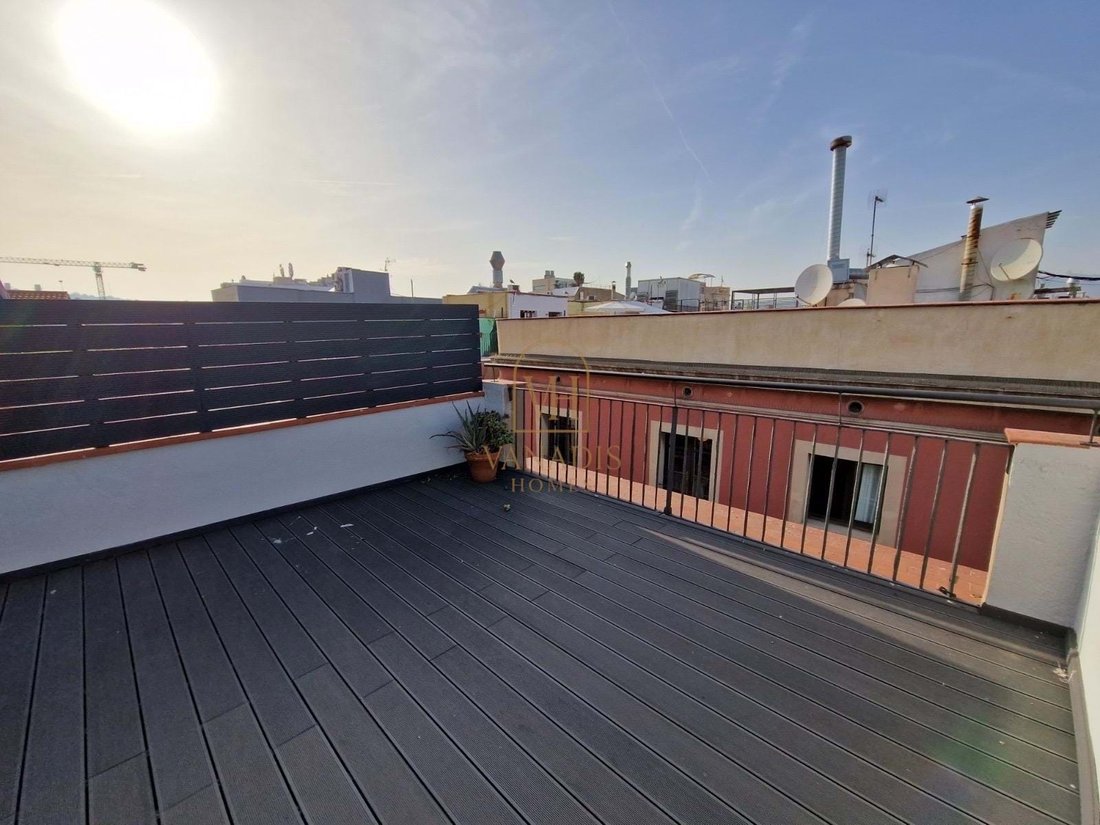Apartment in Ciutat Vella, Barcelona, Spain 2 - 17677540