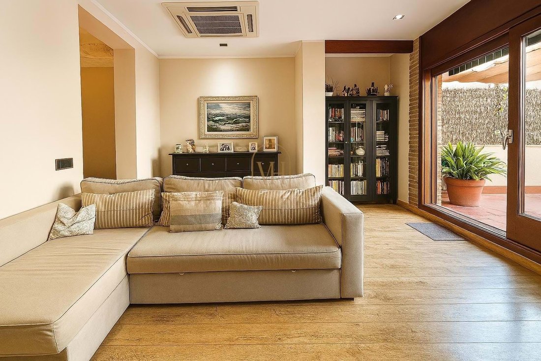 Apartment in Eixample, Barcelona, Spain 4 - 18073760