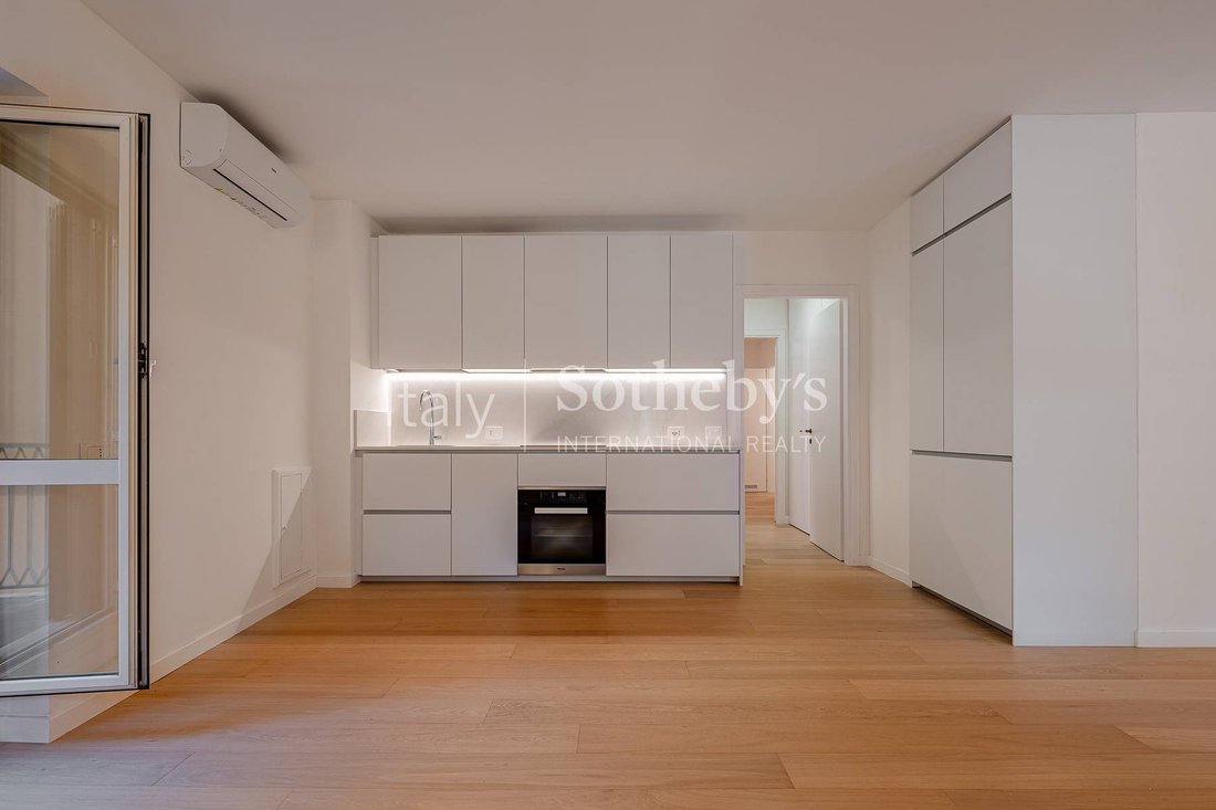 Apartment in Garibaldi - Porta Venezia, Milan, Lombardy 3 - 18198976