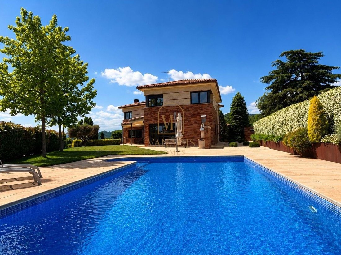 Villa in la Garriga, Catalonia, Spain 1 - 17927646