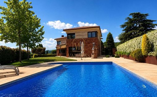 Villa in la Garriga, Catalonia, Spain 1