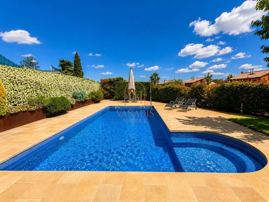 Villa in la Garriga, Catalonia, Spain 2 - 17927646