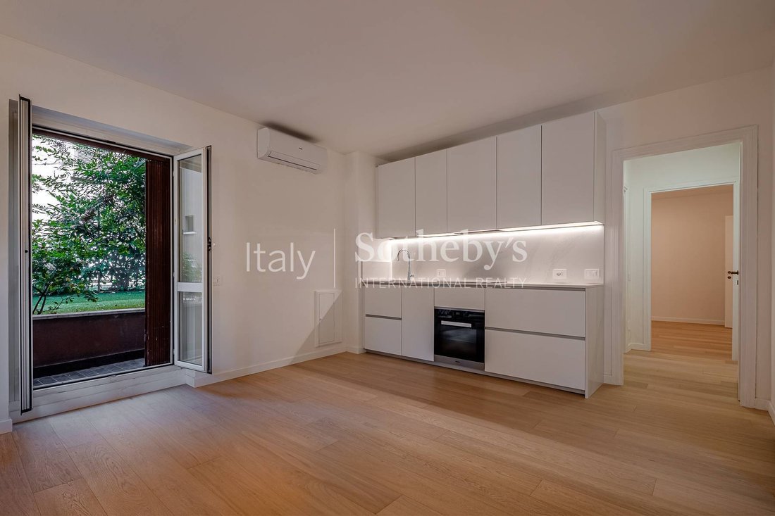 Apartment in Garibaldi - Porta Venezia, Milan, Lombardy 2 - 18198976
