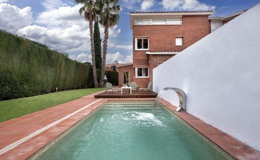 Townhouse in Sant Vicenc de Montalt, Catalonia, Spain 1