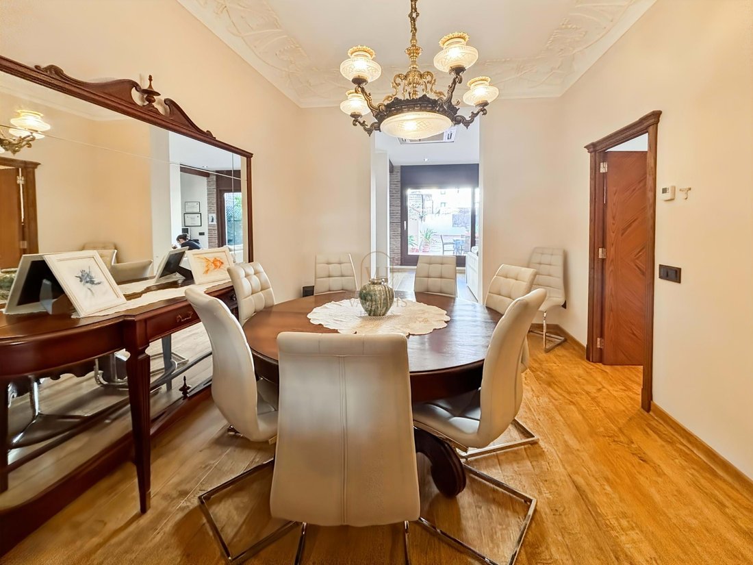 Apartment in Eixample, Barcelona, Spain 5 - 18073760