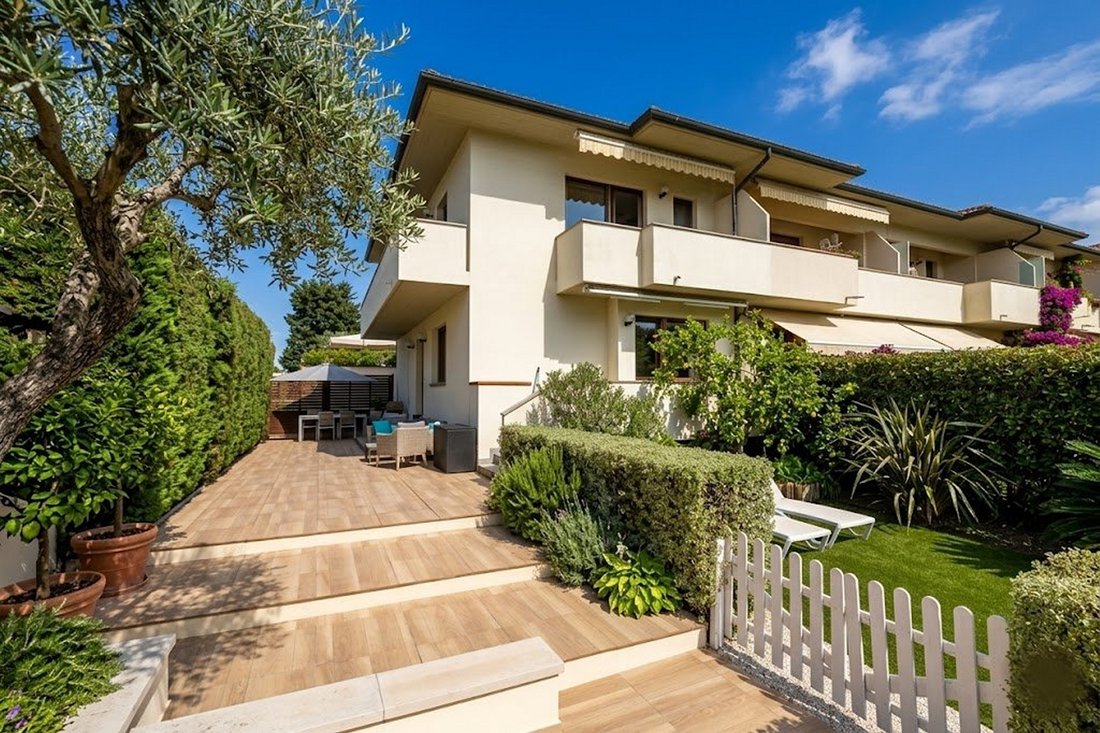 Townhouse in Montenero, Livorno, Tuscany 1 - 18199190