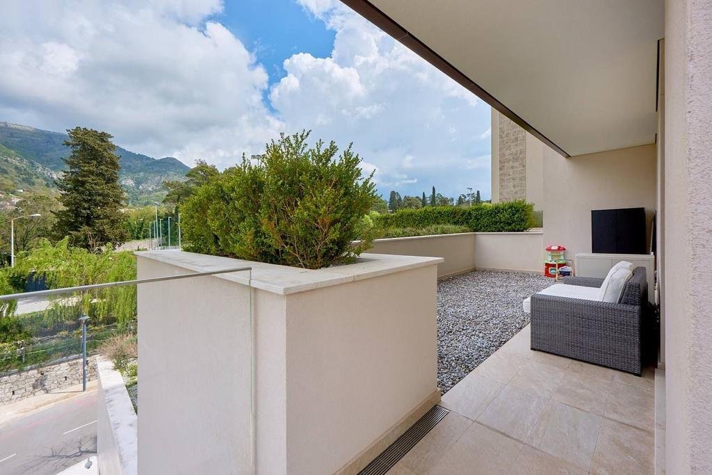 Apartment in Tivat, Tivat Municipality, Montenegro 5 - 18199242